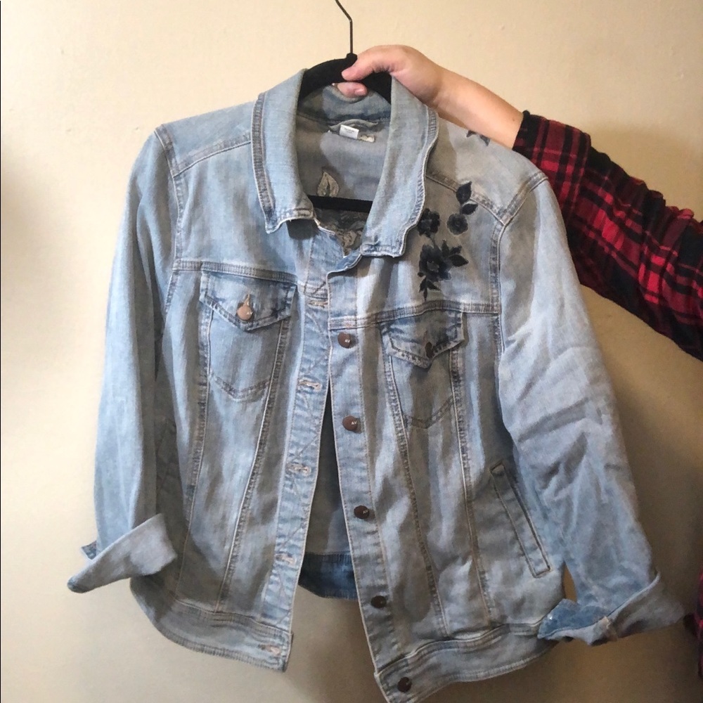 Floral Embroidered Denim Jacket